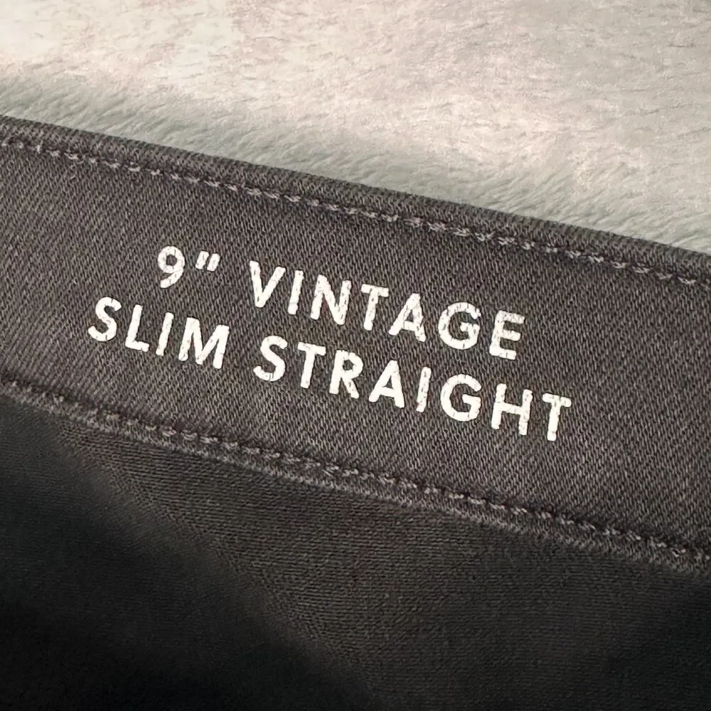 J. Crew Vintage Slim Straight Jean Size 31 Black
